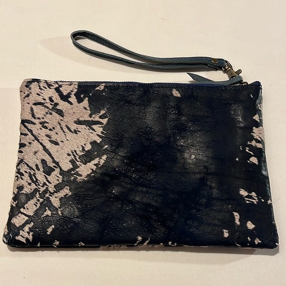 MerSea leather cowhide clutch purse pocketbook - Picture 3 of 5